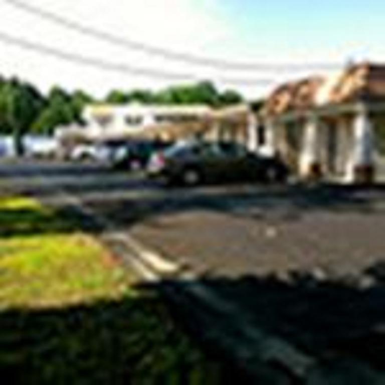 The Whispering Pines Motel- Whitestone White Stone Экстерьер фото