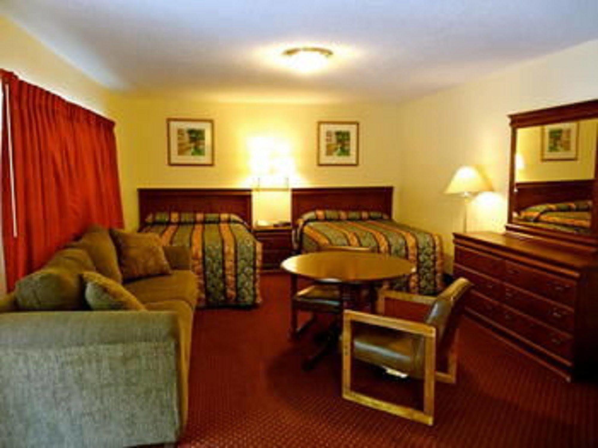 The Whispering Pines Motel- Whitestone White Stone Экстерьер фото