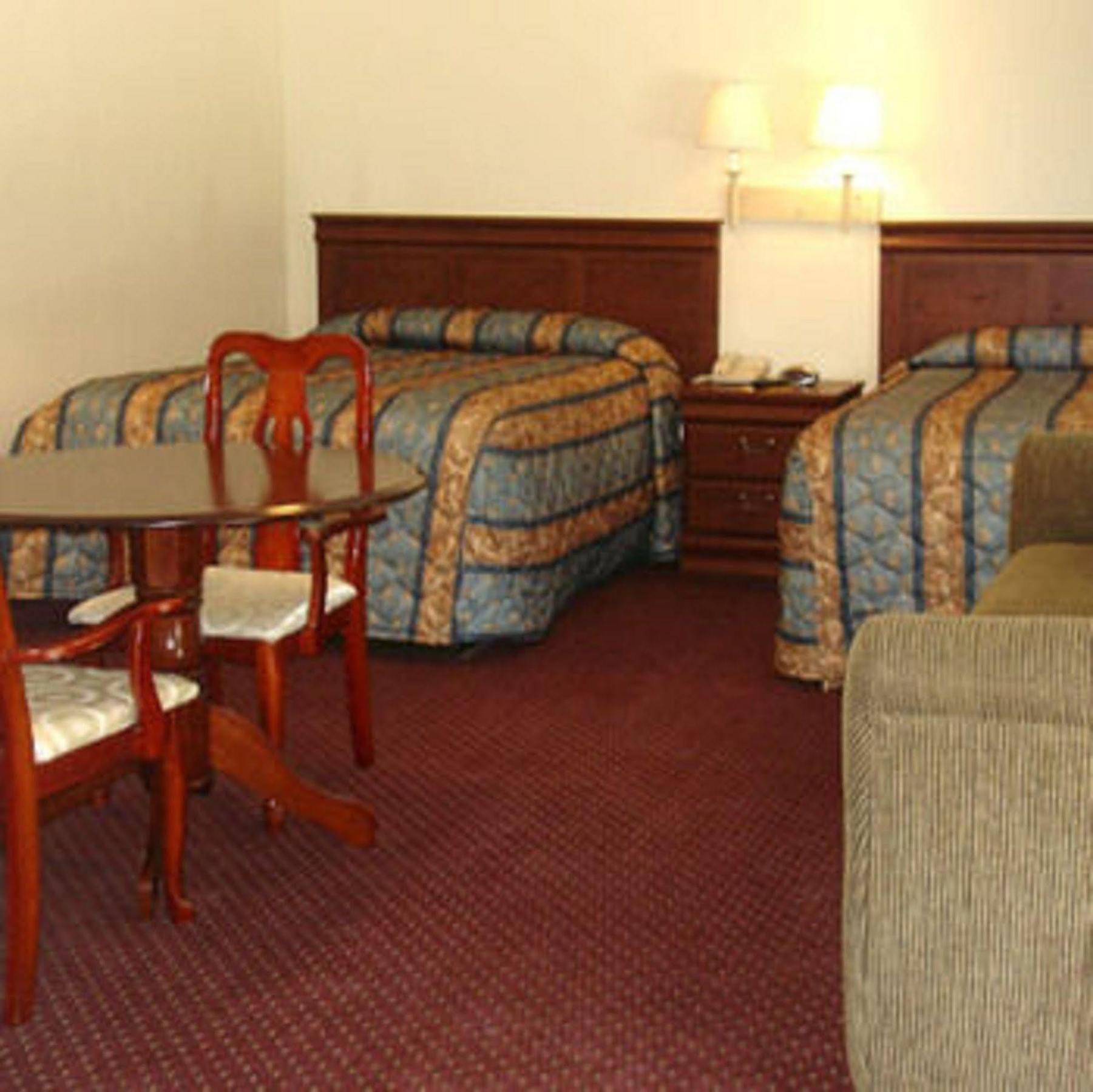 The Whispering Pines Motel- Whitestone White Stone Номер фото